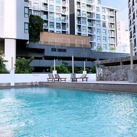 Watana Hotel Banguecoque Exterior foto