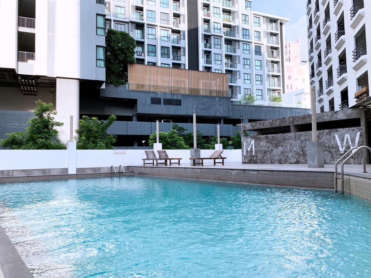 Watana Hotel Banguecoque Exterior foto